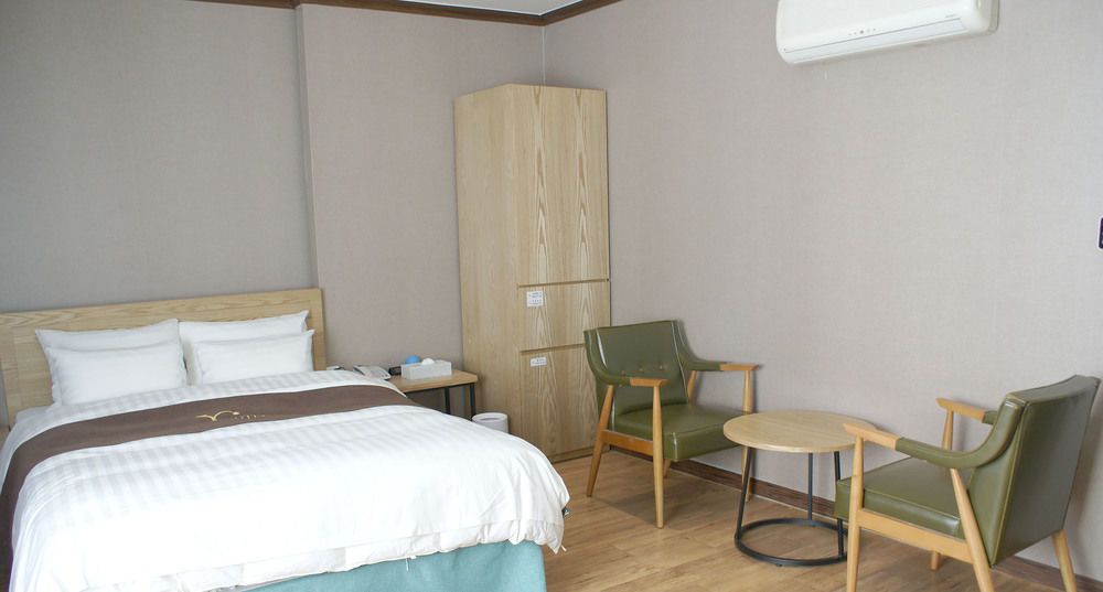 Y Ocean Hotel Yeosu Buitenkant foto