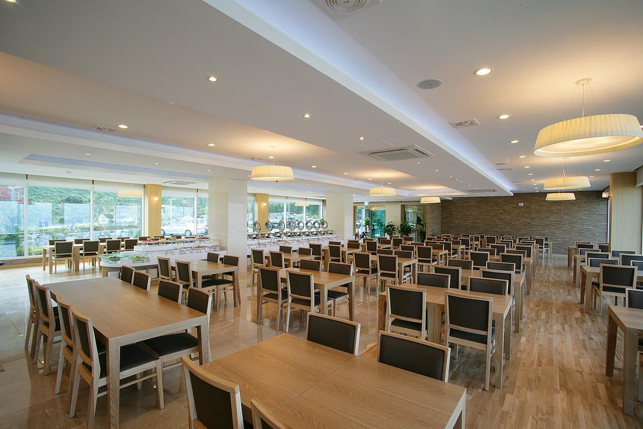 Y Ocean Hotel Yeosu Buitenkant foto