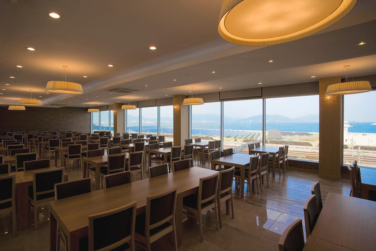 Y Ocean Hotel Yeosu Buitenkant foto