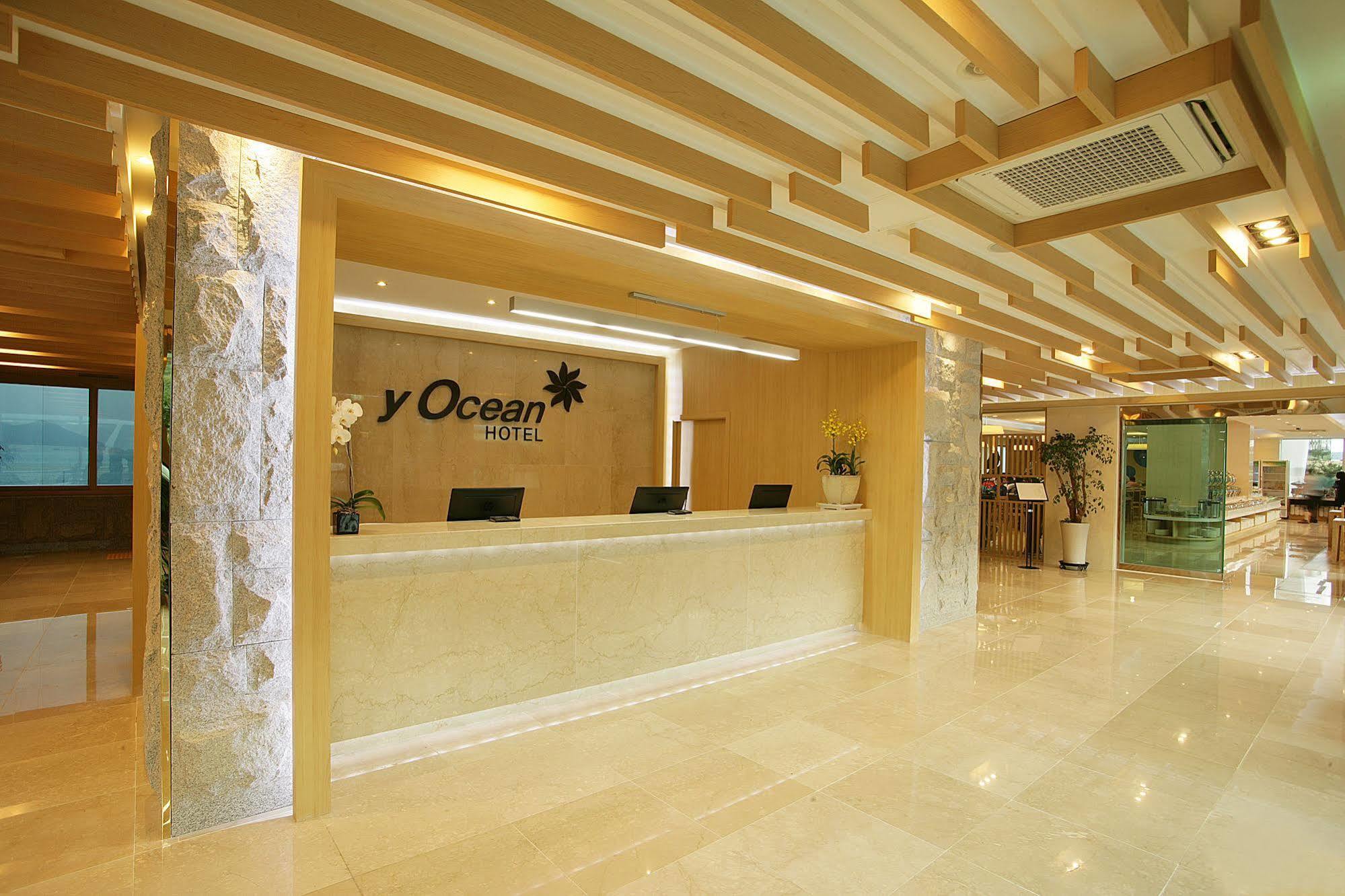 Y Ocean Hotel Yeosu Buitenkant foto